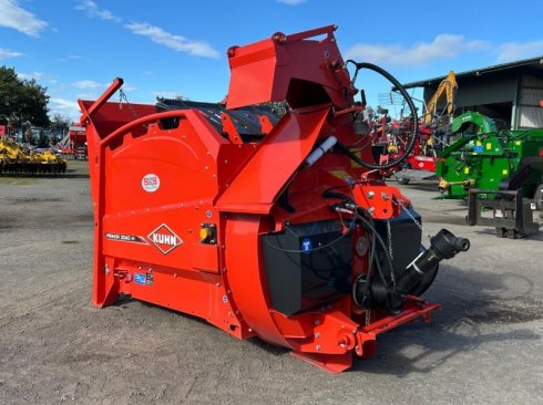 Kuhn Primor 2060M Straw Chopper