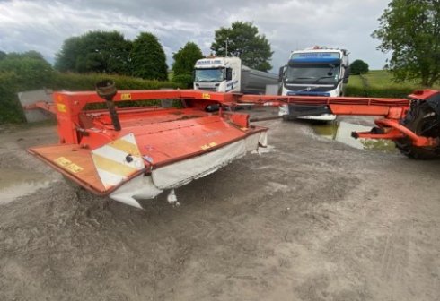 Kuhn FC302G Mower Conditioner