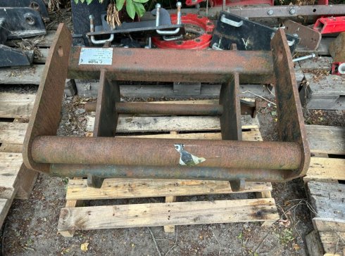 Manitou to JCB Compact Headstock Adaptor