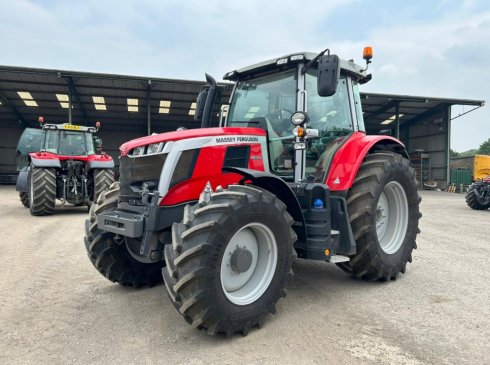 Massey Ferguson 6S.155