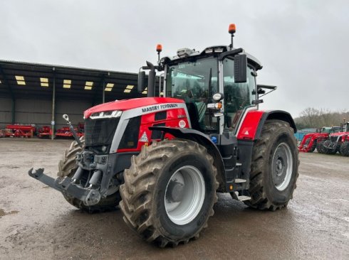 Massey Ferguson 8s.305