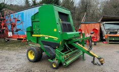 John Deere 592