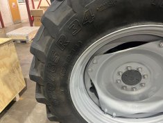 Massey Ferguson 4708