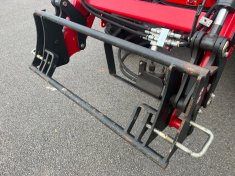 Massey Ferguson 4709