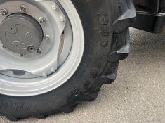 Massey Ferguson 4709