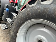 Massey Ferguson 5S.145