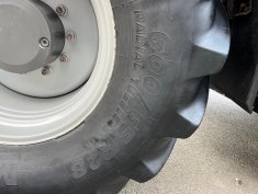 Massey Ferguson 8S.225