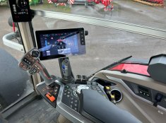 Massey Ferguson 8s.225