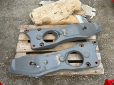 Massey Ferguson FL.4018 Loader & Loader Brackets