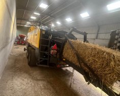 New Holland BB9070 Square Baler