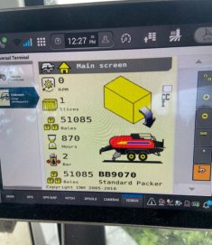 New Holland BB9070 Square Baler