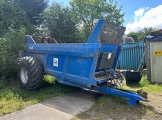 Richard Western Rear Discharge Spreader