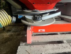 Used Kuhn Axis 30.1