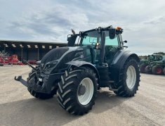Valtra T174