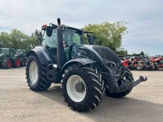 Valtra T174